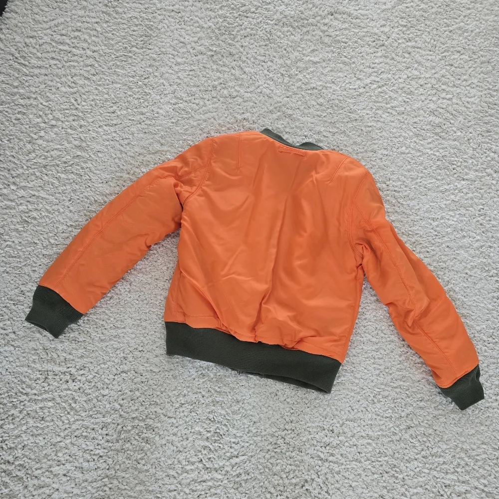 Alpha Industries, Green Bomber Jacket, Size M - Picture 7 of 13